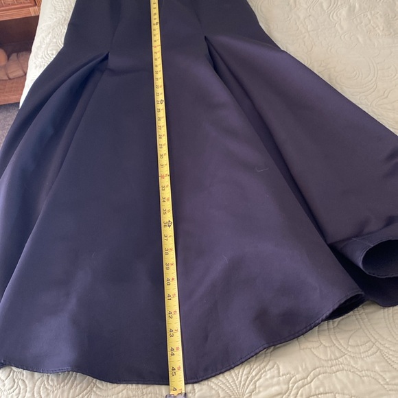 In excellent like new condition CACHE flair size S maxi evening linned skirt . - Picture 13 of 13